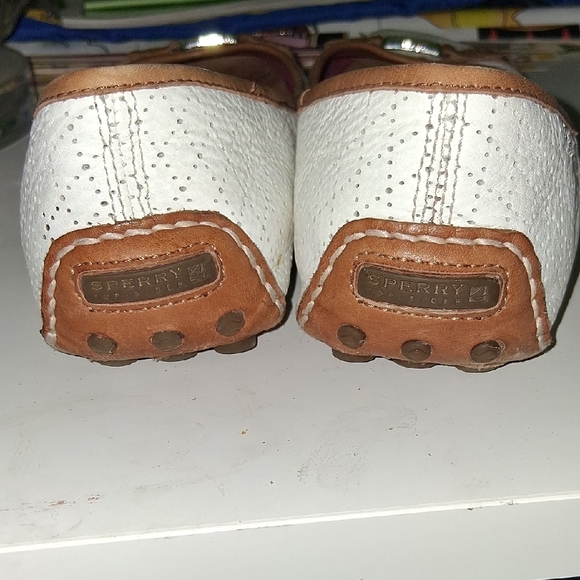 Sperry Women's White and Brown Flats - Picture 3 of 5